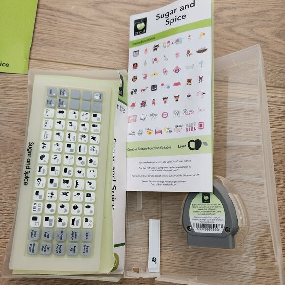 Cricut SUGAR AND SPICE lite AND 9 Months _ Retired/Hard to Find _ Scrapbooking - Picture 6 of 6